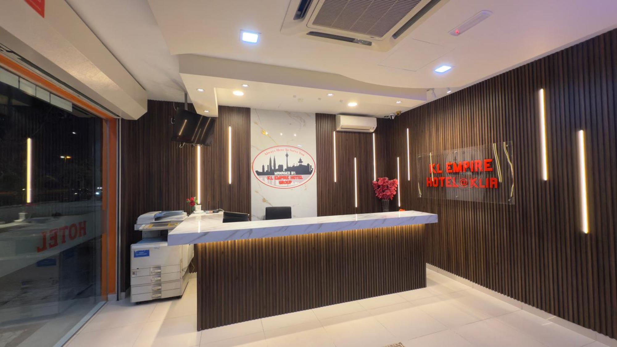 ספאנג Kl Empire Hotel Klia, Formerly Known As Adiff Palace Klia מראה חיצוני תמונה